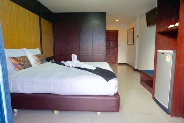 Suppamitr Villa Hotel Pattaya Exteriör bild